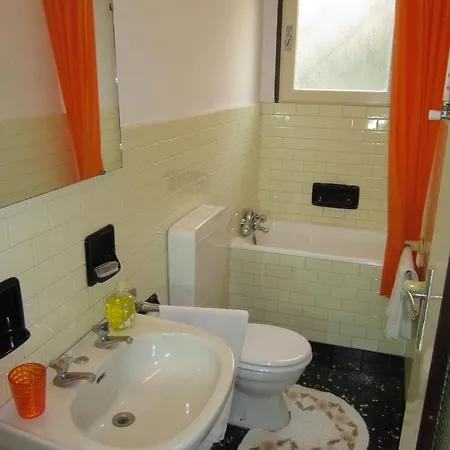 شقة Casa Verbanella *